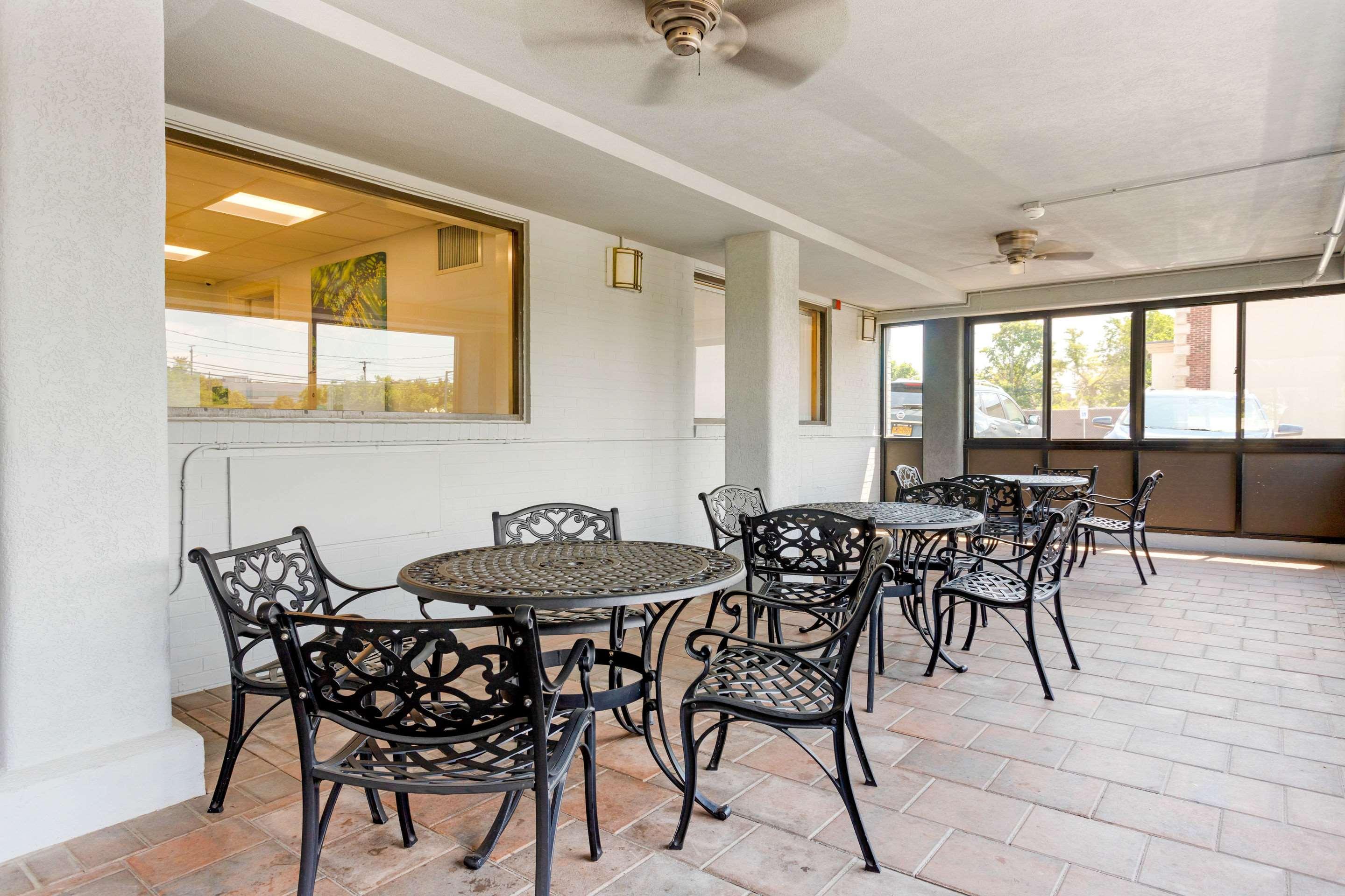 Econo Lodge Hicksville Ngoại thất bức ảnh